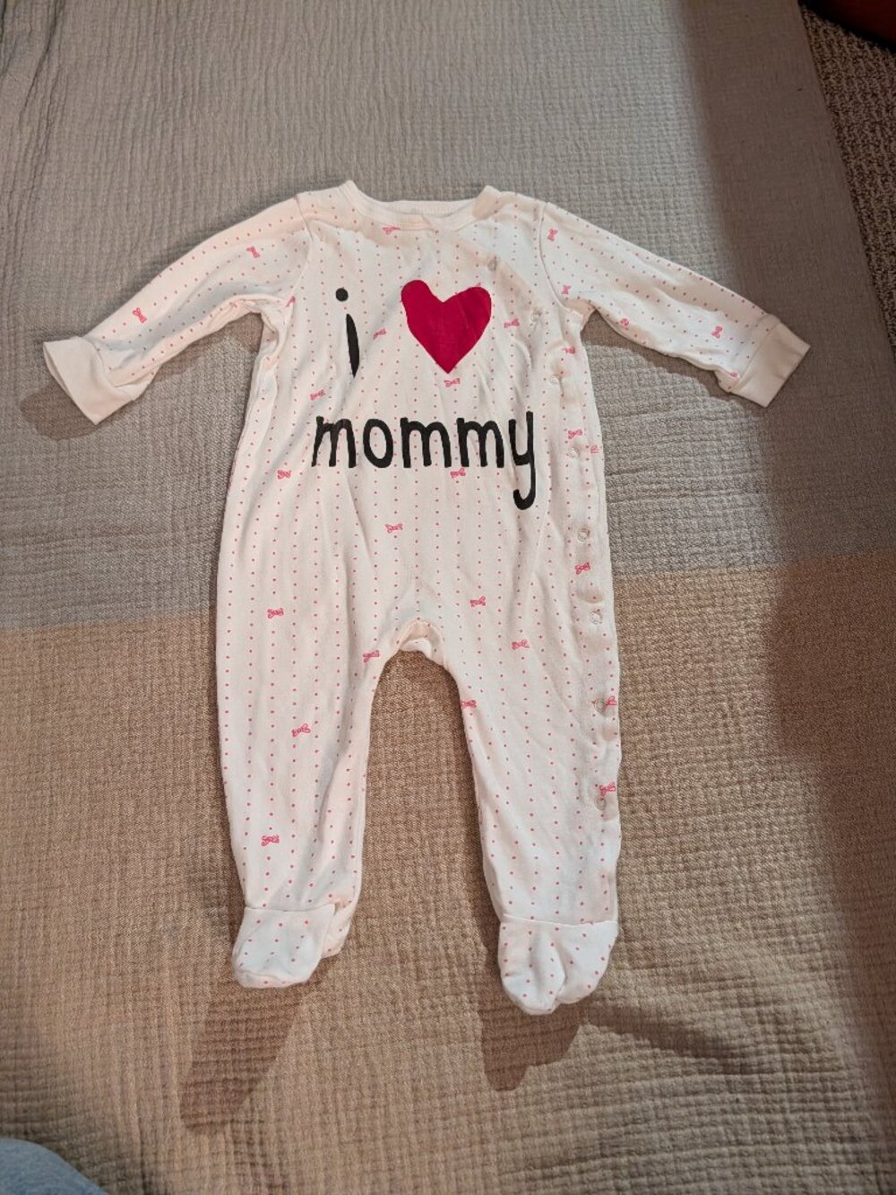 Kiddiezoom I heart mommy / I love mommy footie, footed romper, 12M